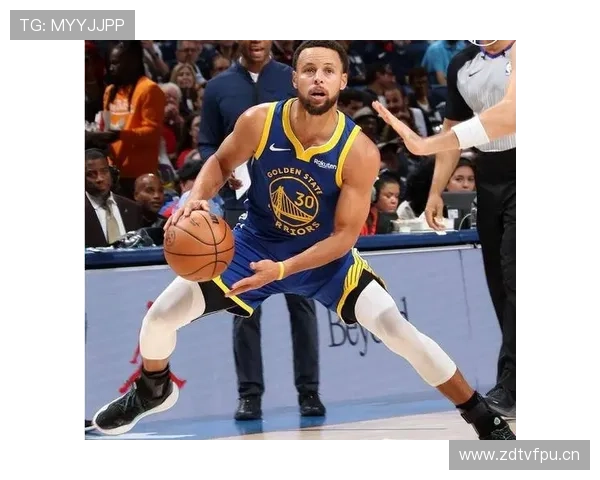 乔·约翰逊无球跑动创造空位，提升投篮效率稳固核心角色