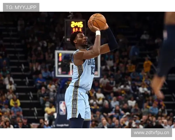 贾伦·杰克逊范式中远投拉开空间助力灰熊内线防守升级